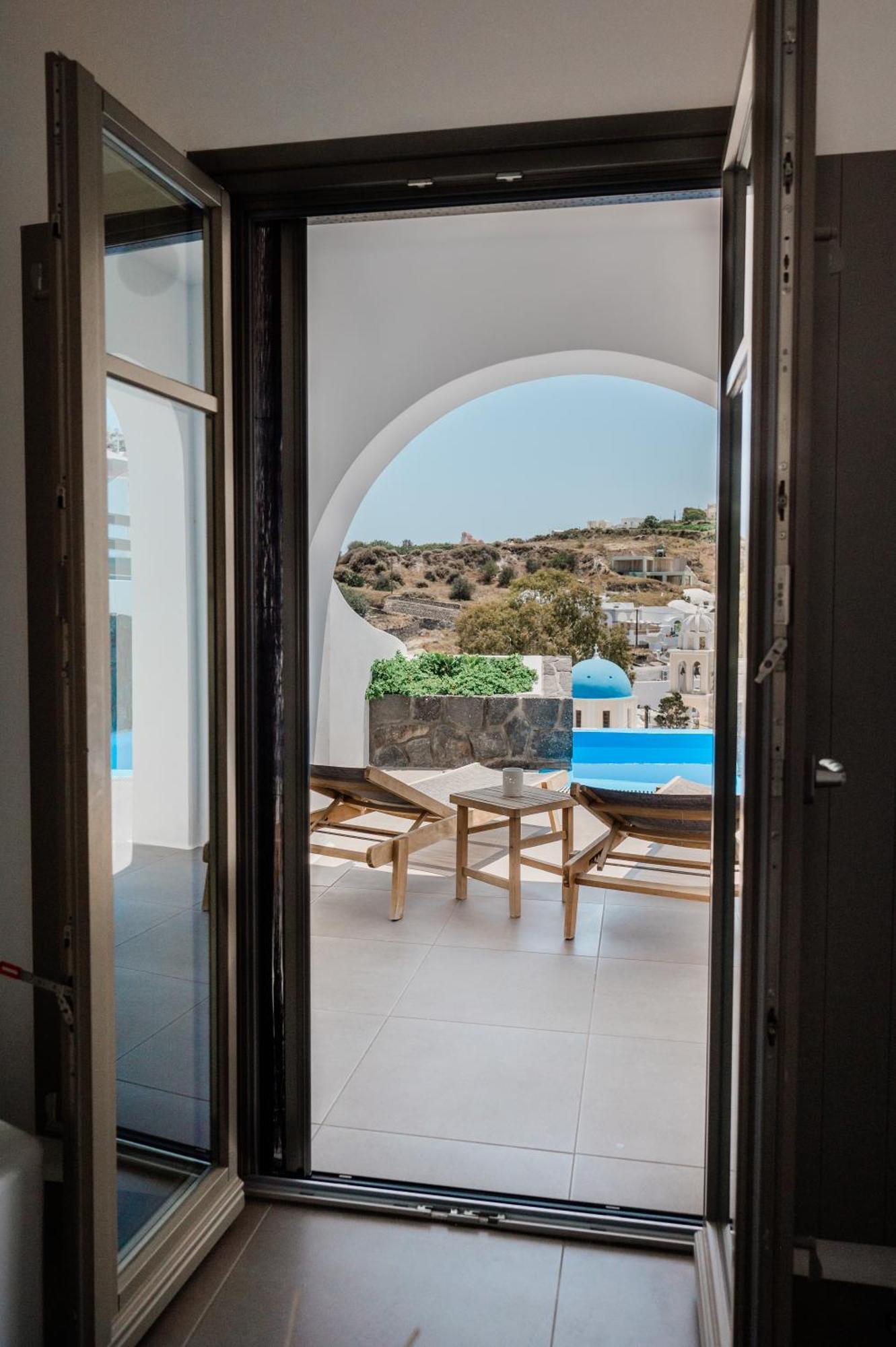 Amphitrite Suites Santorini Vóthon Eksteriør billede