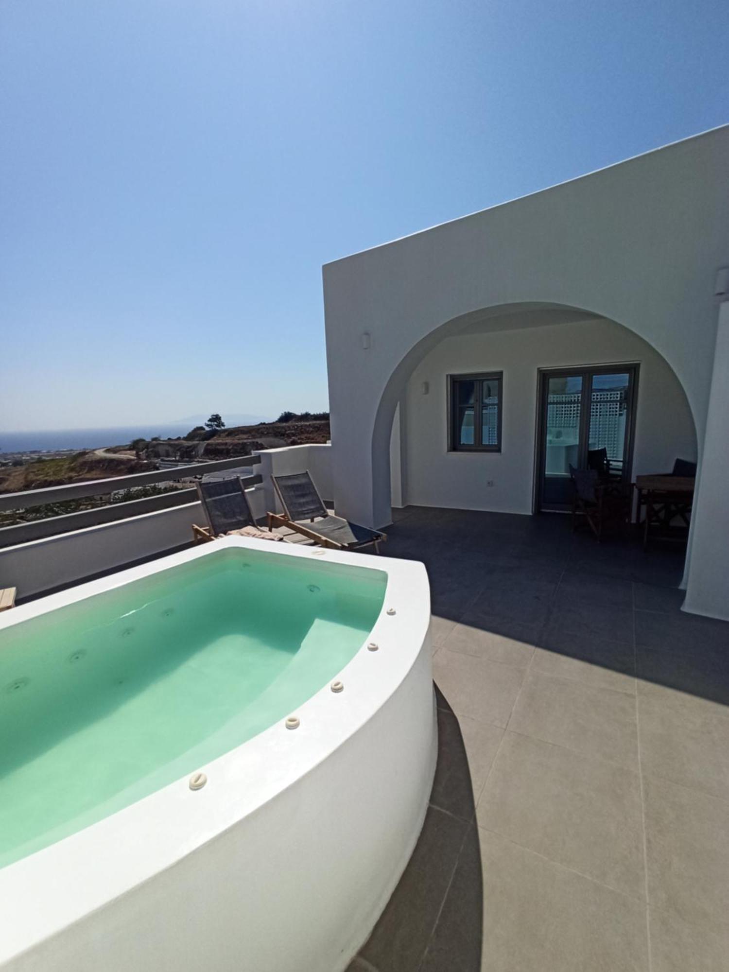 Amphitrite Suites Santorini Vóthon Eksteriør billede